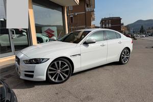 Jaguar XE 180 CV automatico DA VETRINA