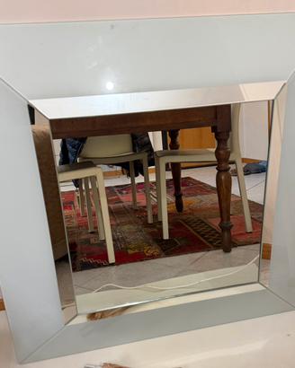 Specchio di design retroilluminato