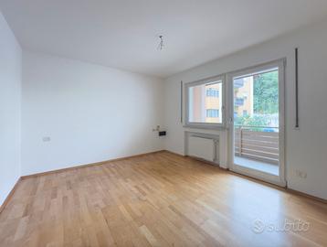 Spazioso bilocale + garage