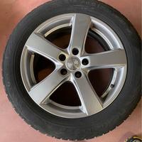 Audi Q3 gomme 4 stagioni con cerchi 17''