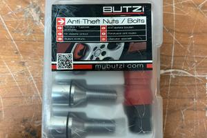Kit bulloni cerchi  antirapina BUTZI