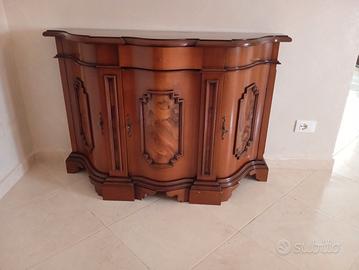 mobile d'entrata antico 