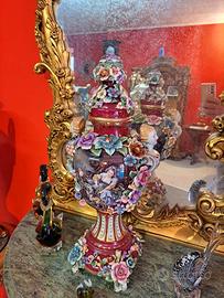 Stupenda Potiche in porcellana stile barocco