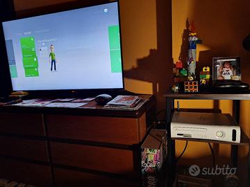 Xbox 360 con hd 120 gb perfettamente funzionante 