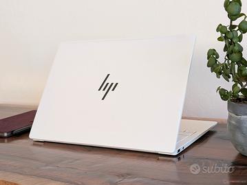 HP OMNIBOOK 7 13”/ 32GB RAM e 1 TB SSD
