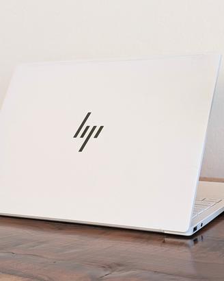 HP OMNIBOOK 7 13”/ 32GB RAM e 1 TB SSD