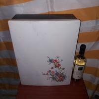 Mobile da bagno con ripiani