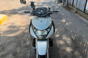 Piaggio beverly 200