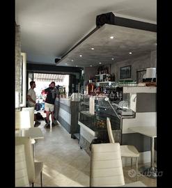 Locale commerciale adiacente al centro