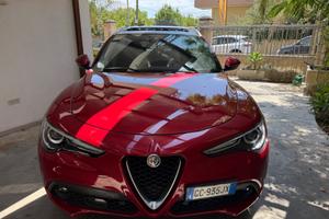 Alfa Romeo Stelvio 2.2 Turbodiesel 190 CV AT8 Q4 T
