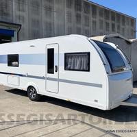 ADRIA ADORA 613 UT 2025 TRUMA COMBI 4 POSTI VTR