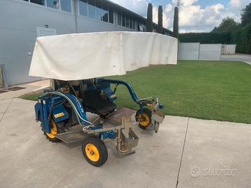 Macchina per raccolta asparagi