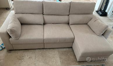Divano Ikea 3 posti con chaise-lounge