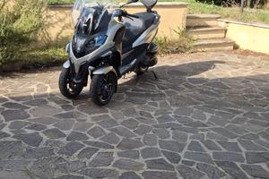 Piaggio MP3 530 HPE Exclusive, giugno 2024