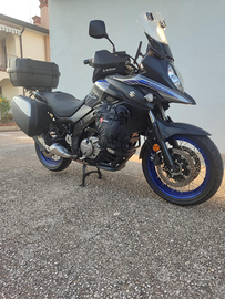 Suzuki v-strom DL 650xt