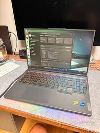 Gaming laptop Lenovo Legion Pro 7 16IRX8