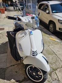 Vespa gts 300
