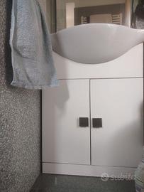 Mobile bagno completo (65 cm x 37) + specchio led