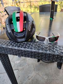 Casco e occhiali Ciclismo