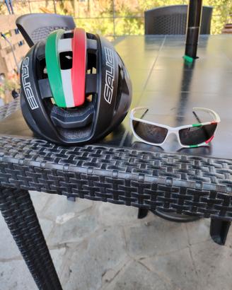  Casco e occhiali Ciclismo