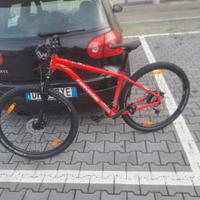 mountain bike Cannondale Trail 5 