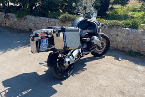 Bmw gs 1200 adventure