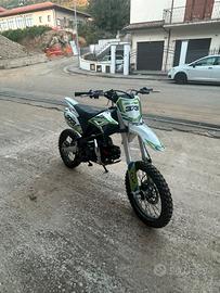 Pit bike 125