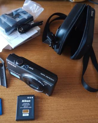 Nikon Coolpix S6150 + SD8Gb + Custodia + Caricator