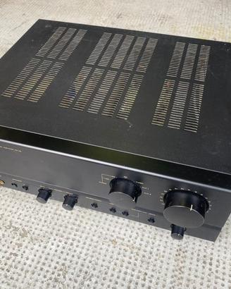 Amplificatore integrato Marantz PM52