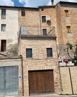 Fabbricato del sec. XIX° su 4 livelli - panoramico