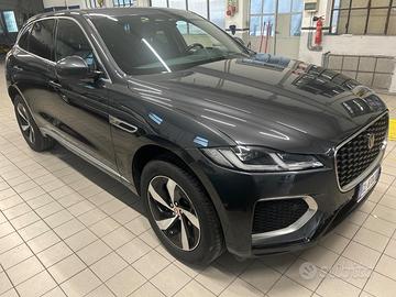 Auto Jaguar F Pace 2000 c DINAMICS