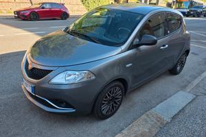 Lancia Ypsilon 1.2 69 CV 5 porte GPL Ecochic Silve