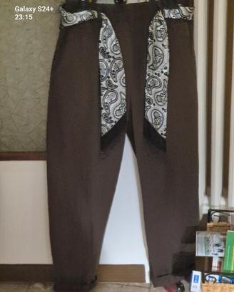 Pantaloni