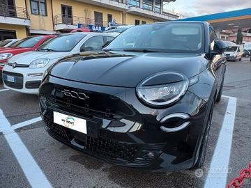 Fiat 600 Hybrid 100 CV DCT MHEV La Prima