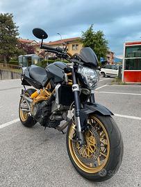 Aprilia shiver 750 nero e oro