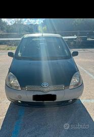 Toyota yaris 1.0