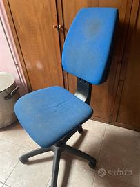 Sedia da ufficio blu