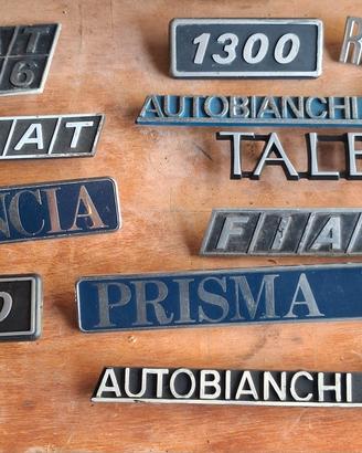 Scritte per varie auto .