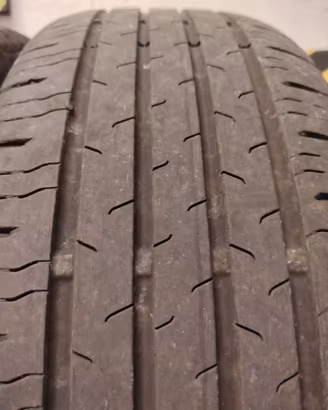 Treno pneumatici 205/55 R17