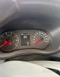 Autocarro Renault Master 35 QL