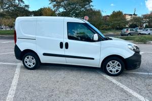 Doblo 3 posti solo 30000 km