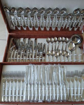 Servizio posate 75 pezzi marca Abert