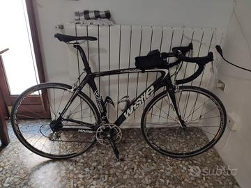 bici da corsa in carbonio whistle 