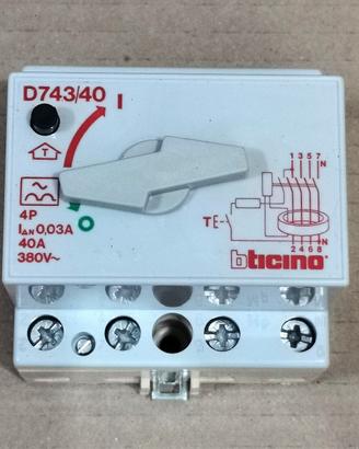 Interruttore differenzialeBticino, modelloD743A/