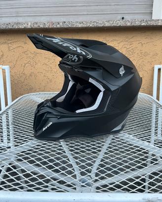 Casco airoh