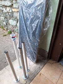 tavolo per molte soluzioni.