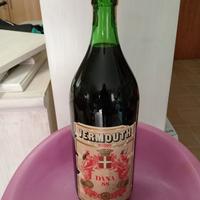 bottiglia da collezione di Vermut 