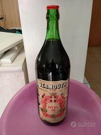 bottiglia da collezione di Vermut 