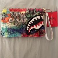 pochette sprayground