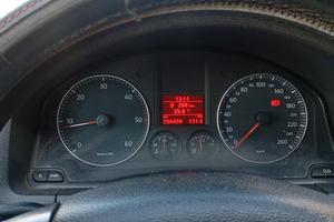 Volkswagen GOLF GUAL 5